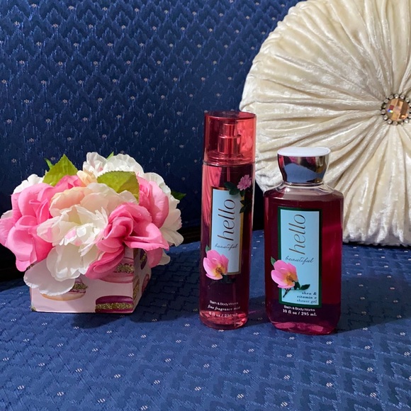 Bath & Body Works Other - BATH & BODY WORKS SET. . .HELLO BEAUTIFUL SCENT